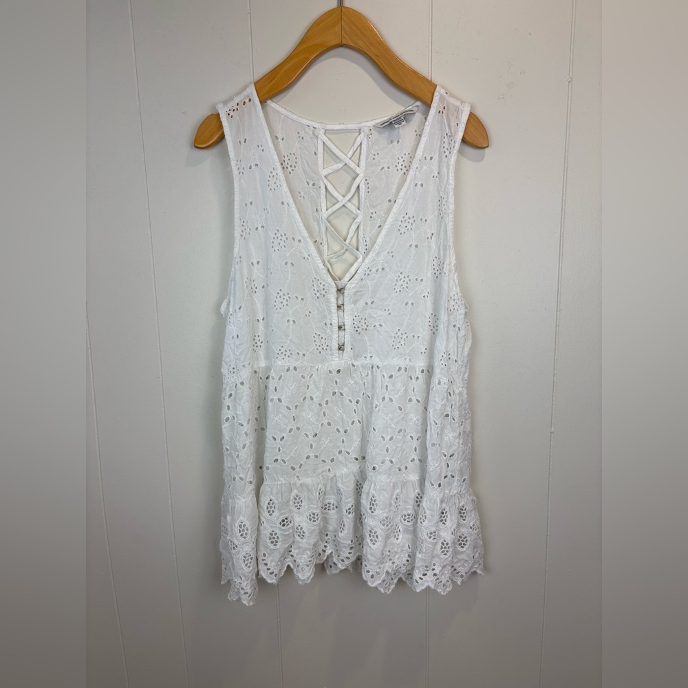 Lightweight American Eagle White Flowy Top - Picture 2 of 6